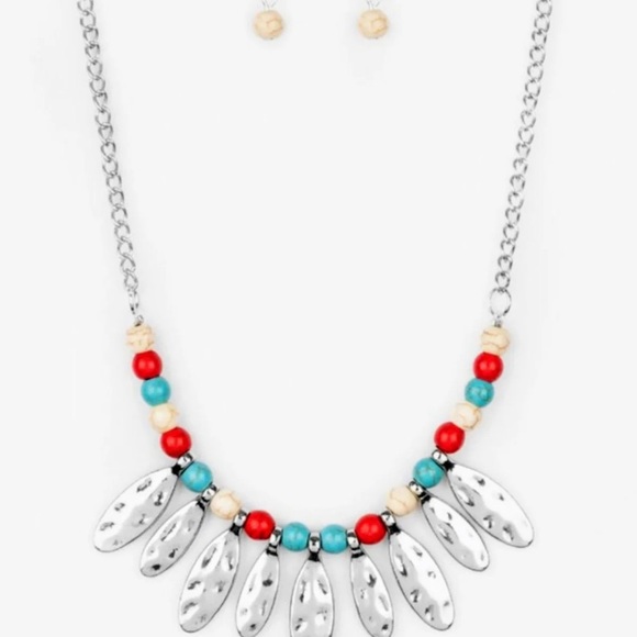 Neutral TERRA-tory Necklace Set - Picture 2 of 3